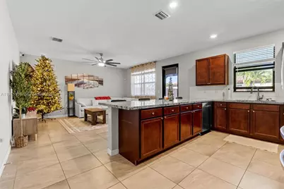 2659 SE 1st Ln, Homestead, FL 33033 - Photo 21