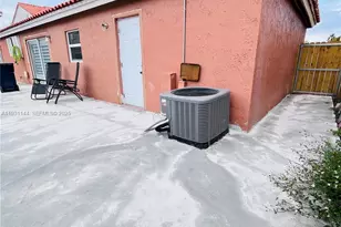 164 NW 85th Ct, Miami, FL 33126 - Photo 23