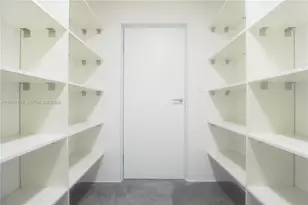 133 NE 2nd Ave, Miami, FL 33132 - Photo 39