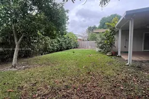 9030 SW 40th Terrace, Miami, FL 33165 - Photo 11