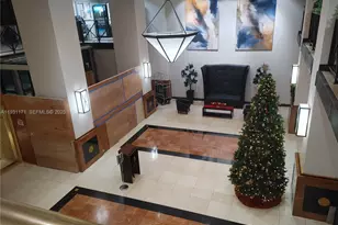 555 NE 15th St, Miami, FL 33132 - Photo 13