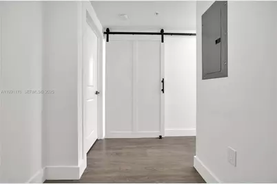 1620 NW 18th St #206, Miami, FL 33125 - Photo 11