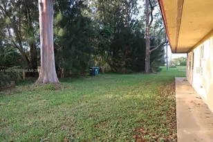 13990 SW 192nd St, Miami, FL 33177 - Photo 9