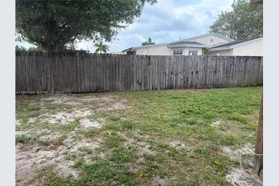 2515 Wiley Ct, Hollywood, FL 33020 - Photo 3