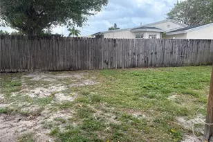 2515 Wiley Ct, Hollywood, FL 33020 - Photo 3
