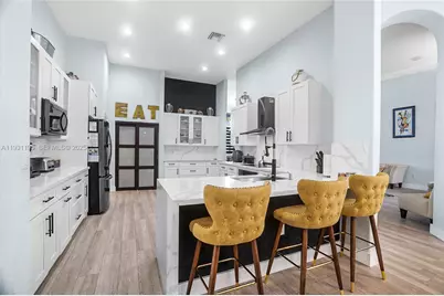 976 SW 159th Way, Pembroke Pines, FL 33027 - Photo 23