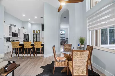 976 SW 159th Way, Pembroke Pines, FL 33027 - Photo 21