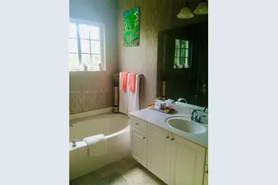 3199 NW 32nd Ter, Oakland Park, FL 33309 - Photo 11