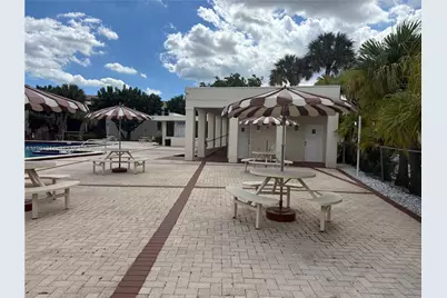 8860 Fontainebleau Blvd #305, Miami, FL 33172 - Photo 5