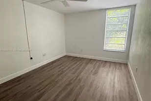 8860 Fontainebleau Blvd, Miami, FL 33172 - Photo 39