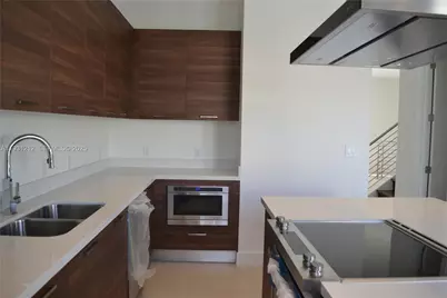 3310 NW 91st Ave, Doral, FL 33172 - Photo 15