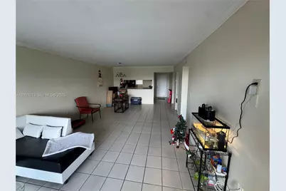 10155 NW 9th St Cir #4-401, Miami, FL 33172 - Photo 3