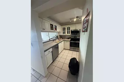 10155 NW 9th St Cir #4-401, Miami, FL 33172 - Photo 5