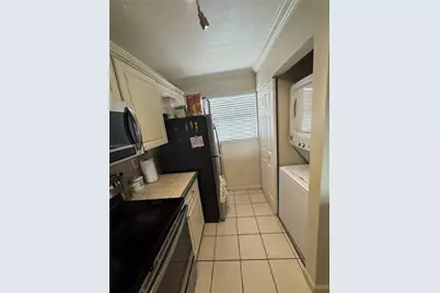 10155 NW 9th St Cir #4-401, Miami, FL 33172 - Photo 7