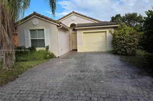 1885 SE 13th St, Homestead, FL 33035 - Photo 1