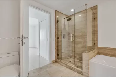 1300 Brickell Bay Dr #1704, Miami, FL 33131 - Photo 13