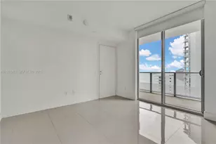 1300 Brickell Bay Dr, Miami, FL 33131 - Photo 7