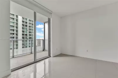 1300 Brickell Bay Dr #1704, Miami, FL 33131 - Photo 9