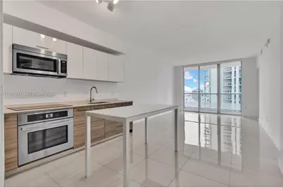 1300 Brickell Bay Dr #1704, Miami, FL 33131 - Photo 21