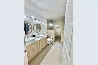 16323 SW 108th Ct, Miami, FL 33157 - Photo 13