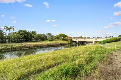 2242 NE 41st Ave, Homestead, FL 33033 - Photo 45