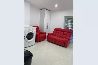 10529 NW 37th Ave, Miami, FL 33147 - Photo 29
