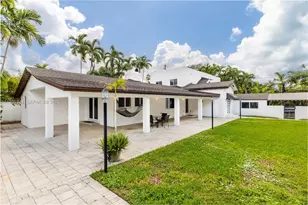 820 NE 83rd St, Miami, FL 33138 - Photo 7