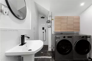 820 NE 83rd St, Miami, FL 33138 - Photo 43