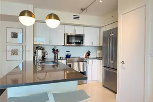 1155 Brickell Bay Dr, Miami, FL 33131 - Photo 11