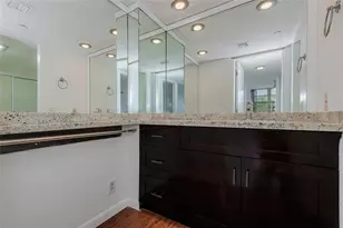 625 Oaks Dr, Pompano Beach, FL 33069 - Photo 17