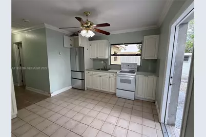 20001 NW 43rd Pl, Miami Gardens, FL 33055 - Photo 35