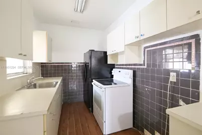 2063 NE 173rd St, North Miami Beach, FL 33162 - Photo 19