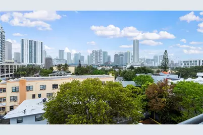 546 SW 1st St #603, Miami, FL 33130 - Photo 9