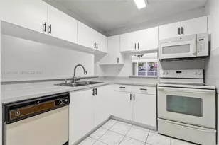12450 NW 7th Ln, Miami, FL 33182 - Photo 9