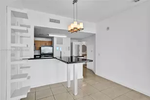 725 NE 22nd St, Miami, FL 33137 - Photo 33