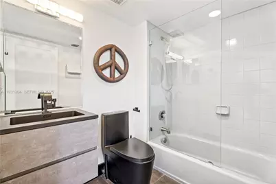 1900 Sunset Harbour Dr #1715, Miami Beach, FL 33139 - Photo 7