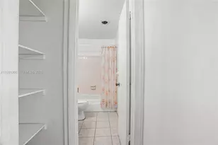 3660 NE 12th Ave, Pompano Beach, FL 33064 - Photo 15