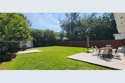 3689 SW 1st Ave, Miami, FL 33145 - Photo 15