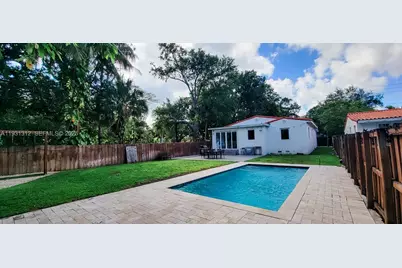 3689 SW 1st Ave, Miami, FL 33145 - Photo 7