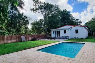 3689 SW 1st Ave, Miami, FL 33145 - Photo 7