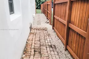 3689 SW 1st Ave, Miami, FL 33145 - Photo 21