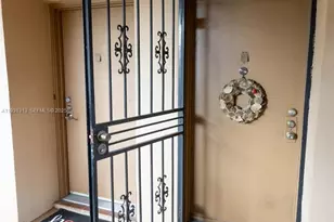 706 NW 87th Ave, Miami, FL 33172 - Photo 9