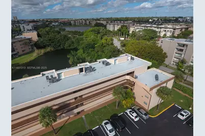 706 NW 87th Ave #212, Miami, FL 33172 - Photo 3
