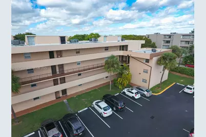 706 NW 87th Ave #212, Miami, FL 33172 - Photo 1