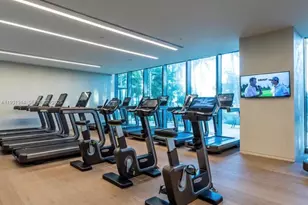 650 NE 32nd St, Miami, FL 33137 - Photo 15