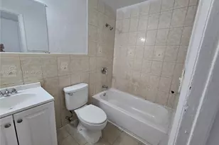 1335 S Dixie Hwy, Deerfield Beach, FL 33441 - Photo 17