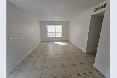 1335 S Dixie Hwy #401, Deerfield Beach, FL 33441 - Photo 13