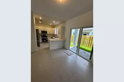 140 SW 184 Way #140, Pembroke Pines, FL 33029 - Photo 5