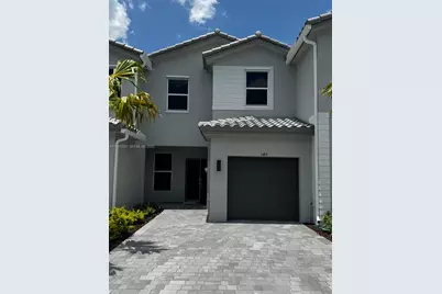 140 SW 184 Way #140, Pembroke Pines, FL 33029 - Photo 1
