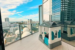 851 NE 1st Ave, Miami, FL 33132 - Photo 31